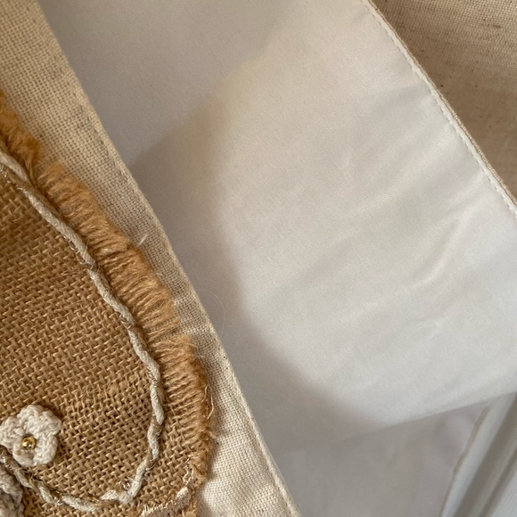 Well Dressed Home Easter Table Runner NWT - Picture 4 of 6